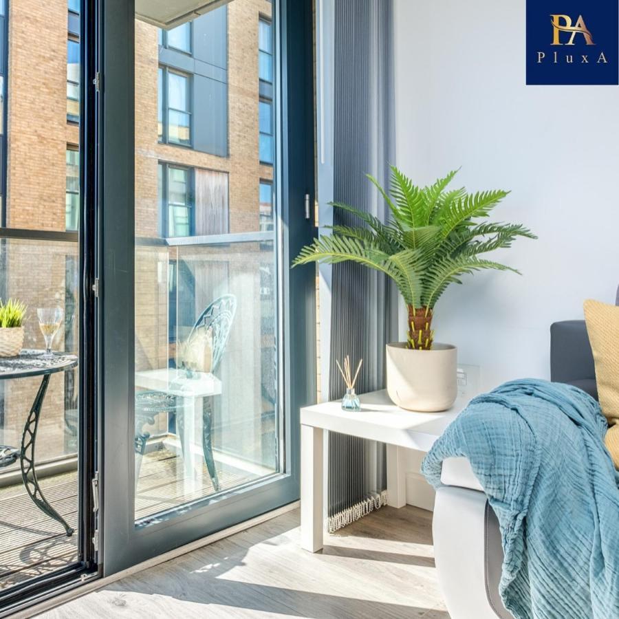 Pluxa Vivid Veranda Beautiful City Centre Apartment With Free Parking Бірмінгем Екстер'єр фото