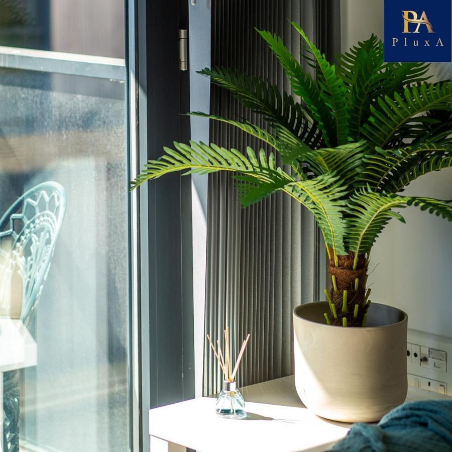 Pluxa Vivid Veranda Beautiful City Centre Apartment With Free Parking Бірмінгем Екстер'єр фото